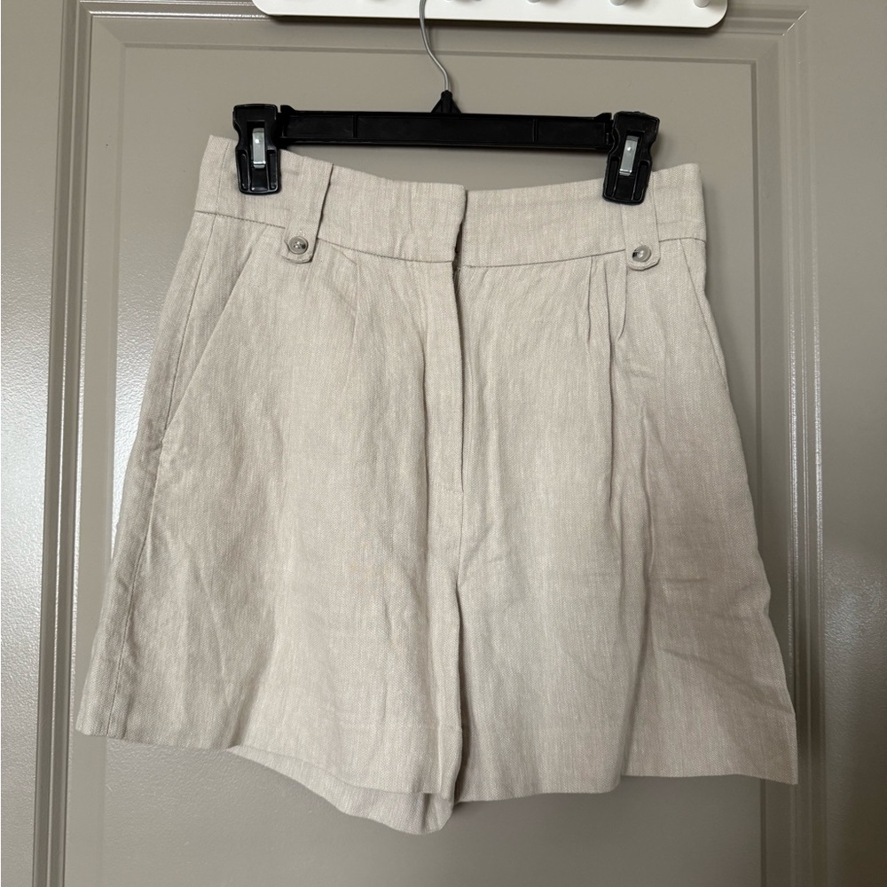 H&M Light Tan Shorts